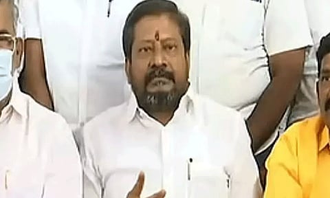 "அரசியலில் இருந்தே விலகுகிறேன்.." - குன்னம் ராமச்சந்திரன் திடீர் முடிவு.!