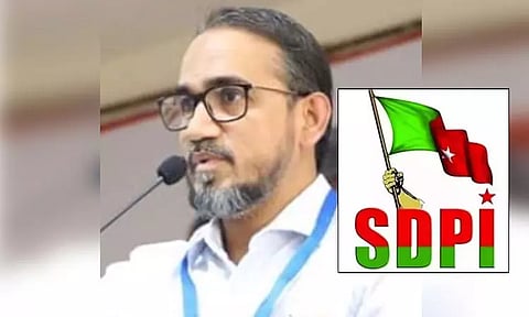 ‘கவர்னர்கள் அரசியலமைப்பு நெறிமுறைகளை சீர்குலைக்கின்றனர்’ - எஸ்.டி.பி.ஐ. விமர்சனம்