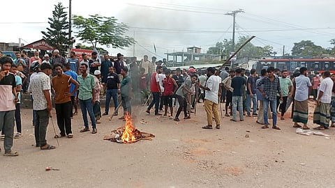 Chhatra Dal and Chhatra Shibir activists clash near Gobindaganj Abdul Haque Smrity College in Chhatak, Sunamganj, on Thursday over a fresher reception programme