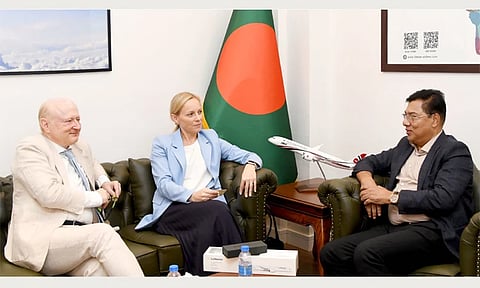 A Lufthansa delegation, led by German Ambassador to Bangladesh Rüdiger Lotz, meets Civil Aviation and Tourism Minister M Rashiduzzaman Millat at his ministry office on Tuesday.