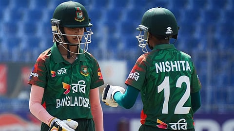 They fell four runs short of Sri Lanka's 158 despite Sadia Islam's 59 off 36 balls.