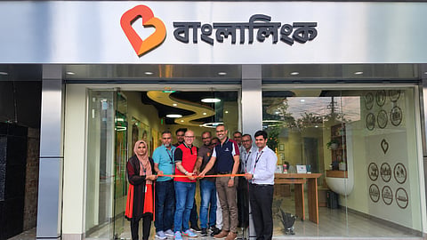 Banglalink opens new flagship store in Khulna