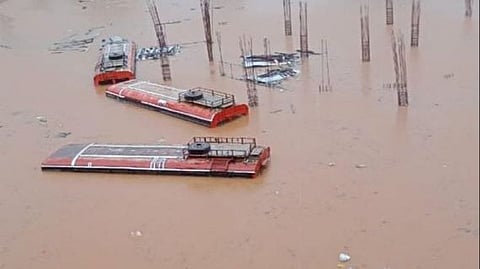 Konkan : Chiplune S.T. Bus Stand under water