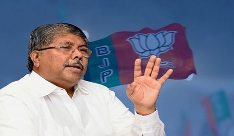 He is Pappu in Maharashtra Chandrkant Patil attacks on Nana Patole