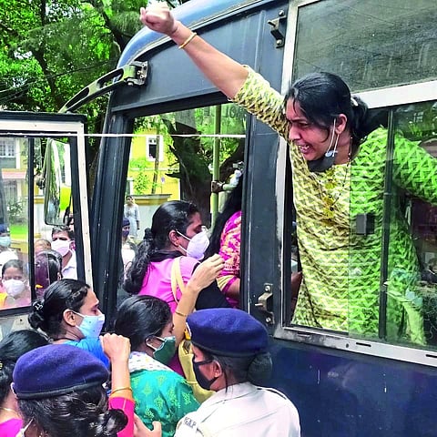 Para teachers protesting on Azad Maidan in Goa