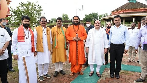 JP Nadda took the blessings of Brahmeshanand