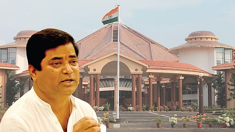 शेतकऱ्यांना लवकरात लवकर भरपाई दिली जाईल असे आश्वासन उपमुख्यमंत्री चंद्रकांत उर्फ बाबू कवळेकर यांनी आज विधानसभेत दिले.