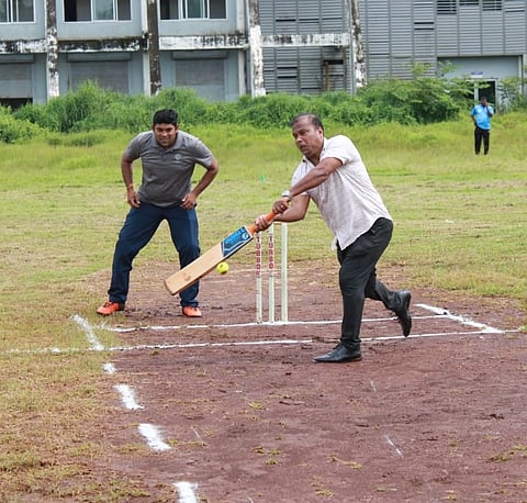 Goa Sports : Bruno Coutinho playing Cricket.