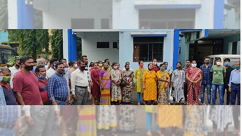 कपिलेश्वरी - कवळे येथील पोलिस स्थानकावर नेलेल्या मोर्चातील नागरिक (Goa Crime)