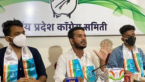 पत्रकारांनी तसा पुरावा आहे का?असे चौधरी यांना विचारताच पुरावा नसल्याचे त्यांनी सांगितले.