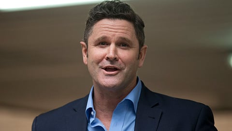 न्यूझीलंडचा (New Zealand) माजी अष्टपैलू खेळाडू ख्रिस केर्न्स (All-rounder Chris Cairns) हा फायटर असल्याचे पुन्हा एकदा सिध्द झाले आहे.