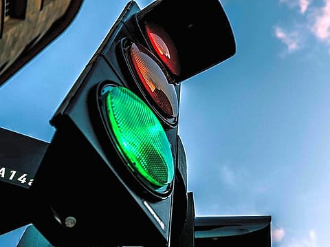 traffic signal (Traffic Rules)