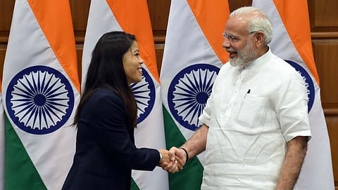 भारतात परतल्यानंतर मेरी कोमने पंतप्रधान नरेंद्र मोदी (Prime Minister Narendra Modi) यांची भेट घेत त्यांची माफीही मागितली.