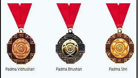 पद्म पुरस्कार-2022 (Padma Award-2022) साठी नामांकनाची (Nomination) आज शेवटची तारीख आहे.