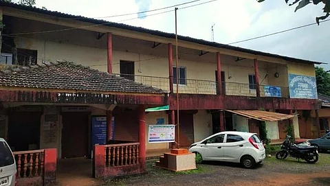 गावडोंगरी पंचायत इमारत.