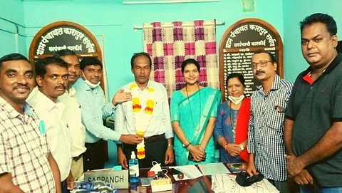 कारापूर सरपंचपदी दामोदर गुरव बिनविरोध