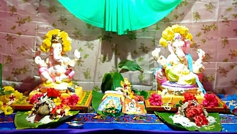 वेलवाडा- पैंगीण काणकोण येथे एकाच माटोळीखाली पुजलेले दोन गणपती