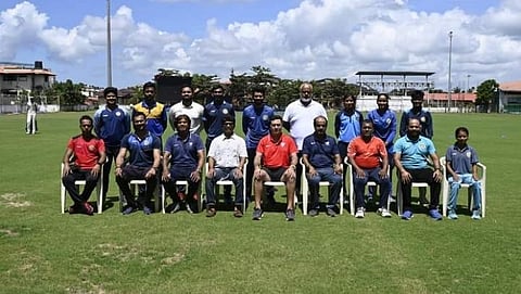 Goa: लेव्हल-1 क्रिकेट प्रशिक्षक शिबिरात सहभागी झालेल्या गोव्यातील माजी खेळाडूंसमवेत मार्गदर्शक