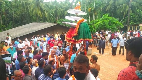 लोलये येथीलश्री संकर्षण देवाचा दसरोत्सव