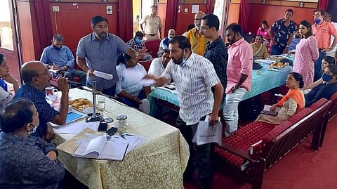 Riot in Margao municipal meeting