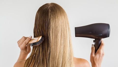 Avoid hairspray in wet hair