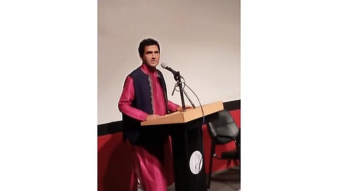 Goa : आचार्य धर्मानंद कोसंबी जयंती दिनी व्याख्यान देताना प्रो. प्रजल साखरदांडे.