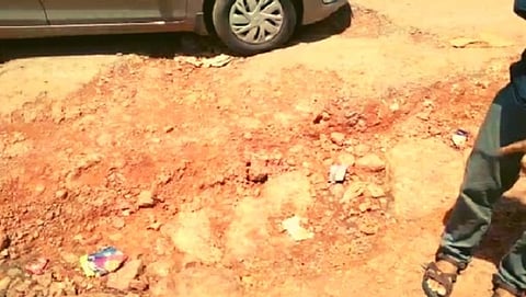 कुठ्ठाळीतील खराब रस्ते