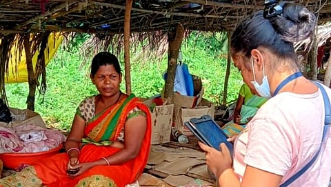 Janman Utsav : खड्डे बारसे येथील कंदमुळे विकणाऱ्या महिलेनेही या सर्वेक्षणात भाग घेतला