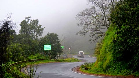 Goa Tourism: Clouds and Chorla Ghat
