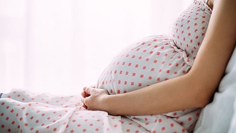 Pregnant women should keep these 3 items with them