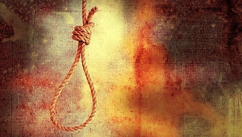 labour suicide in front of 3 year old boy