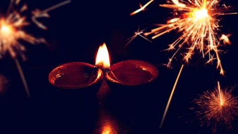 Auspicious day of Diwali has dawned