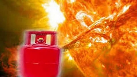 Cylinder explosion in Mapusa shop