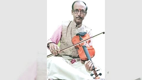 व्हायोलीनवादक मुकुंद मणेरीकर