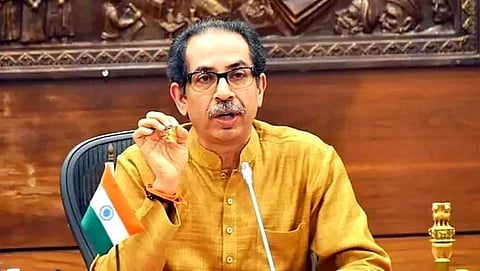 रविवारी मुख्यमंत्री उद्धव ठाकरे (Uddhav Thackeray) यांनी राज्यातील कोरोना (Covid 19) टास्क फोर्स (Task Force) आणि जिल्हा दंडाधिकार्यांची महत्त्वाची बैठक बोलावली आहे.