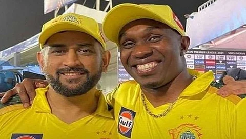 MS Dhoni & Dwayne Bravo