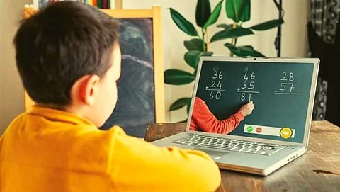 Online classes resumed in private schools in Maharashtra