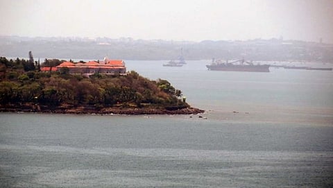 Ban on inland water movement in goa near Raj Bhavan