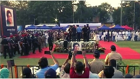 Attendance Of Political LeaderFor Lata Mangeshkar Funera