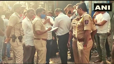 Four years old boy dies after house collapse in Mumbai