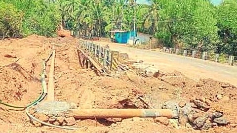 अर्धफोंड व माशे पुलांच्या दुरुस्ती कामाला गती