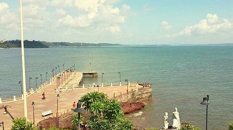 Dona Paula jetty