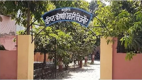 uttar pradesh story the district treasury of bijnor has been continuously handling 73 kg silver of late former prime minister indira gandhi for the last 50 years