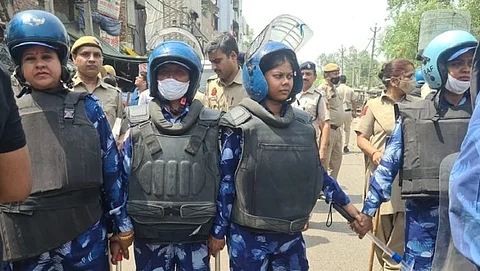 delhi jahangirpuri clash fresh stone pelting