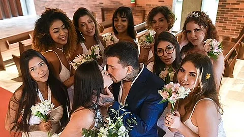 Man creates rotating 'sex roster' to keep all his 9 wives happy