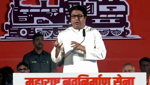 mns chief raj thackeray warns people create choas at mns Aurangabad rally