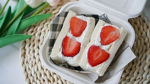 Strawberry Sandwich