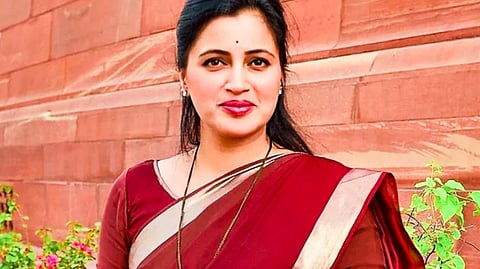 navneet rana lodged fir after getting threat to be killed over phone delhi police registers case against death threat to mp from amravati in maharashtra