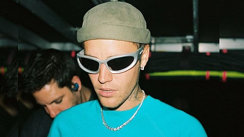 Justin Bieber Partial Face Paralysis