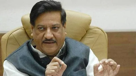 Prithviraj Chavan News | Prithviraj Chavan on ShivSena